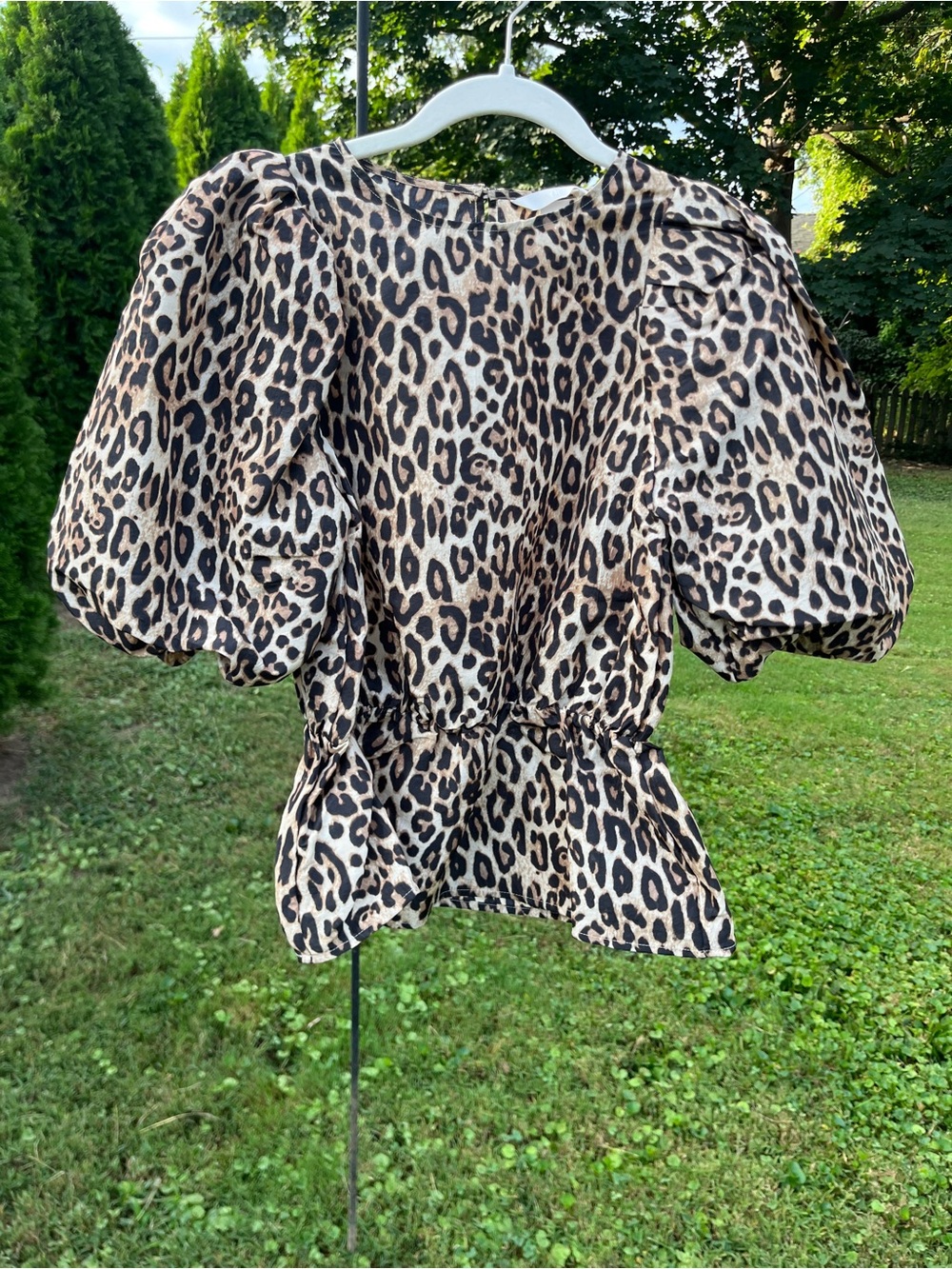 H&M Leopard Print Puff Sleeve Peplum Blouse - Tan & Black